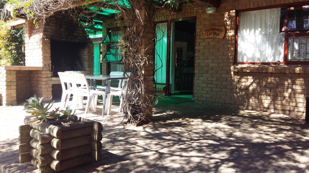 Brenton Lake Holiday Cottages Exterior photo